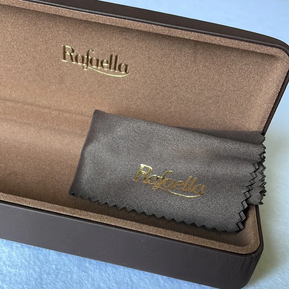 NEW Rafaella Glasses Case and Lens Cloth